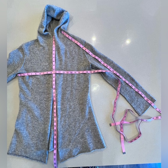 Cabi 100% Lambswool Hooded Open Cardigan Sweater Sz Medium Gray Lagenlook - Picture 7 of 10